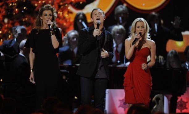 Scotty McCreery Performing at CMA Country Christmas