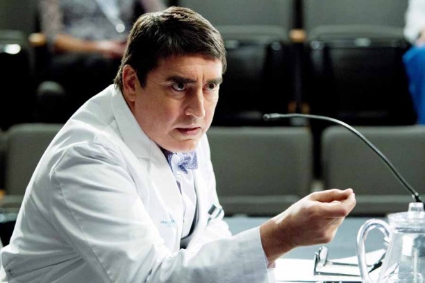 Alfred Molina in Monday Mornings