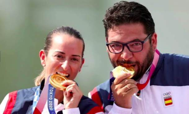 Madelynn Bernau and Brian Burrows 